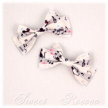 Accessory #32786 - Bow Clips (BC01-TR01) w/ Off White Cats on Musical Note